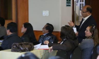 Gerente de Desarrollo Social participa en reunión con salud
